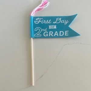 Target Bullseye First/Last Day 2nd Grade Flag